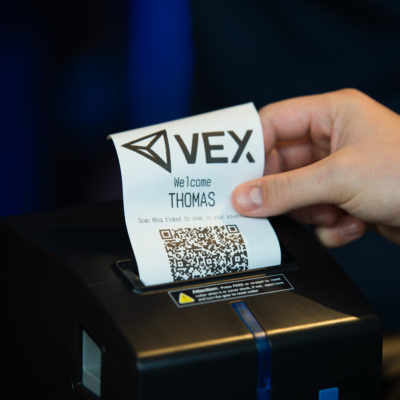 Sistema de tickets fácil de usar para registrarse y VEX eSports League